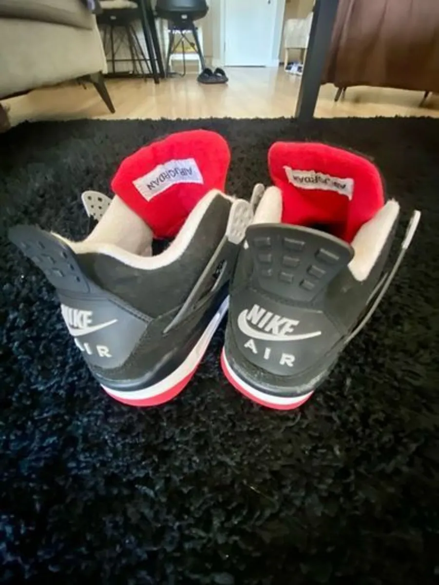 Nike trainers Two Pairs - Image 2
