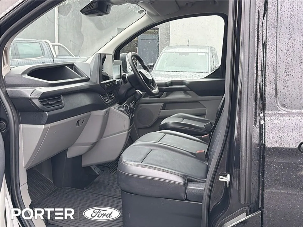 Ford Transit Custom 300L TREND 300 LWB 2.0 - Image 4