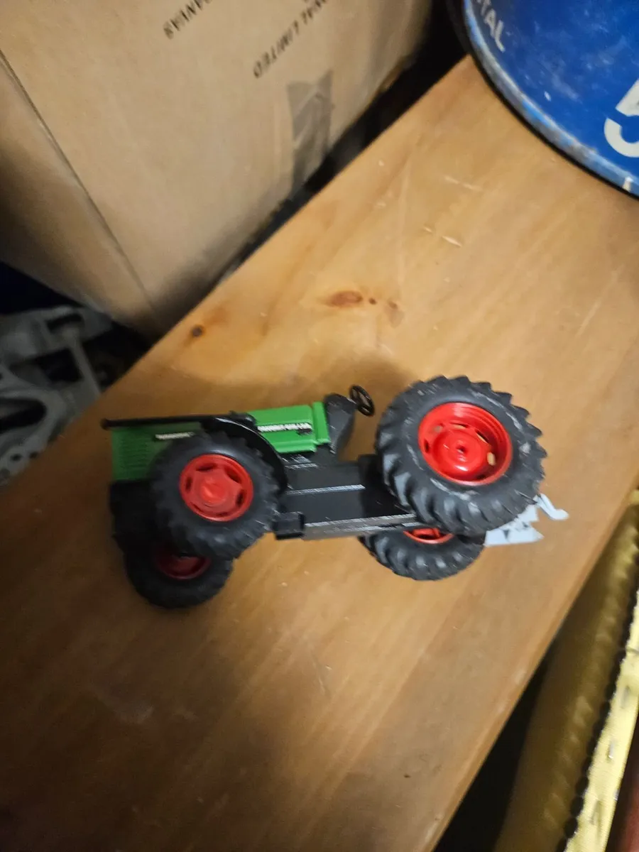 Britain's Tractor - Image 2