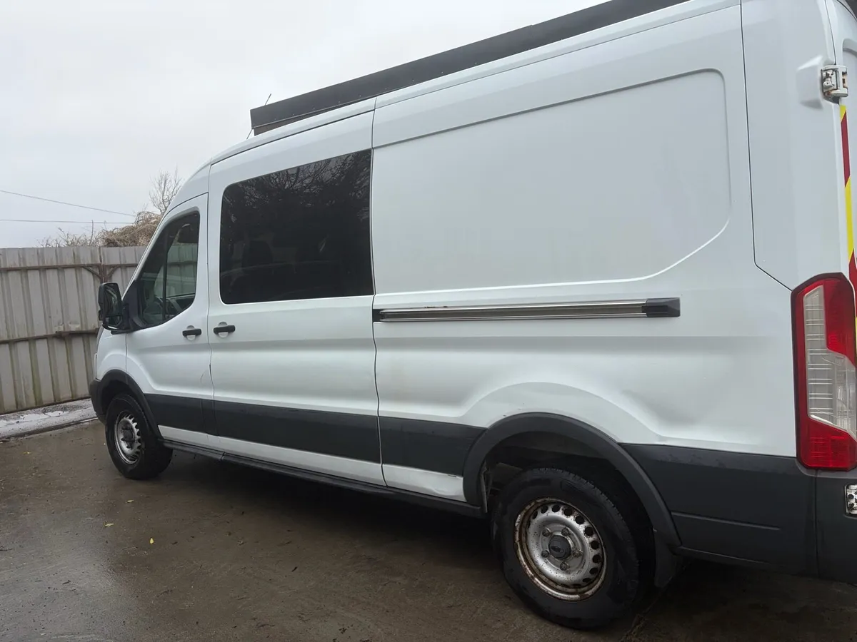 Transit van - Image 3