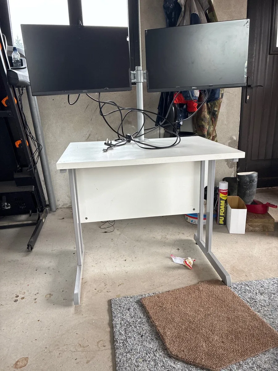 Computer monitors - Image 4