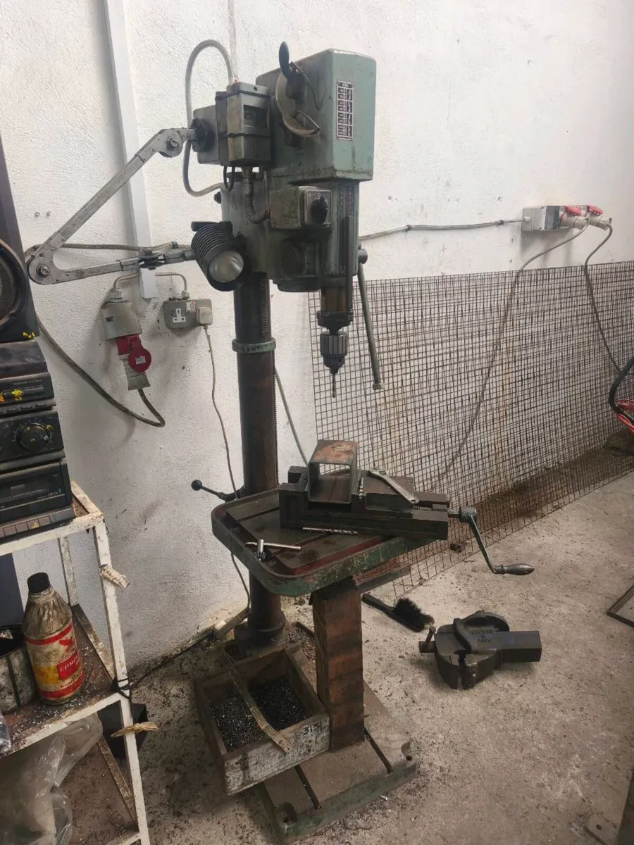 Metal work , machinery - Image 3