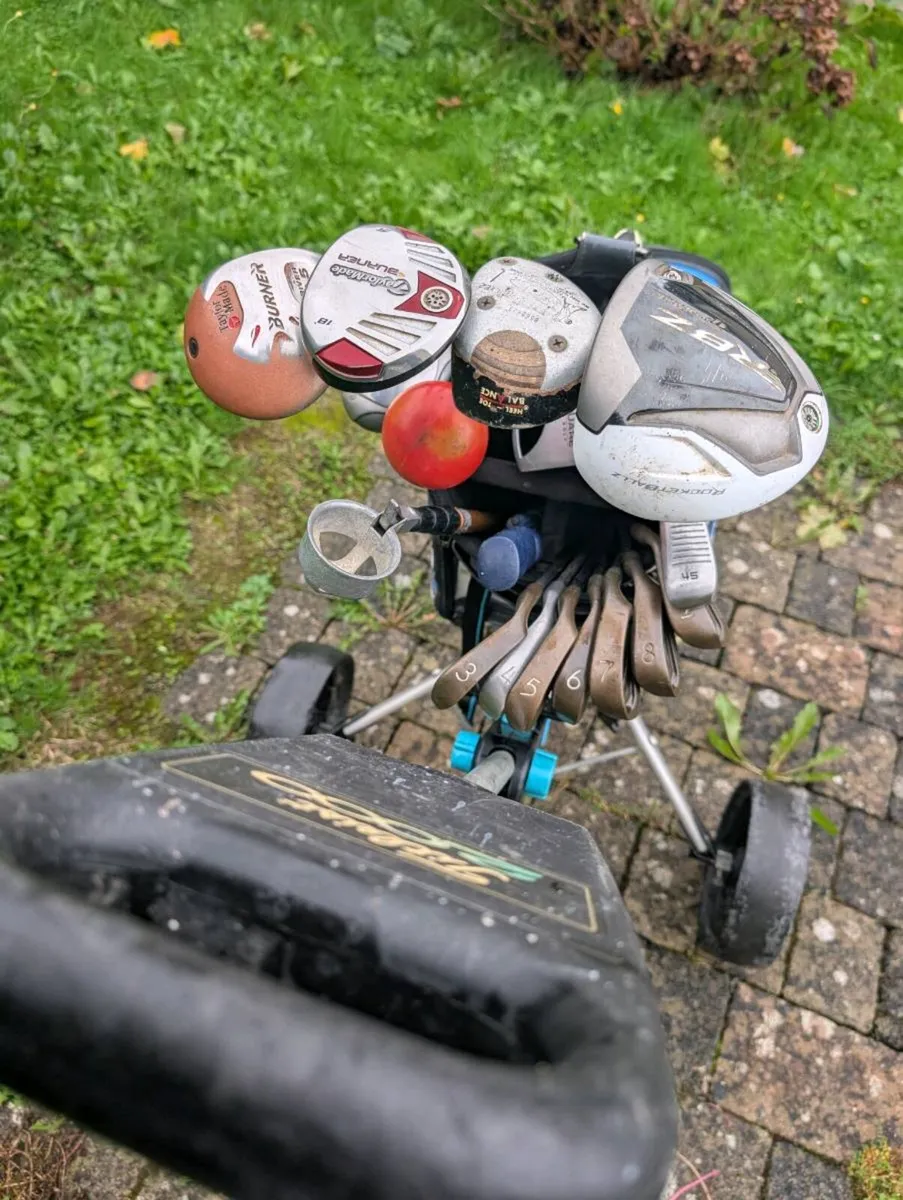 Fully loaded Stunning set of Golf clubs & trolley - Image 4