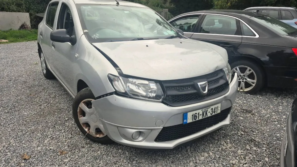 Damaged cars Audi c4 discovery dacia  focus - Image 3