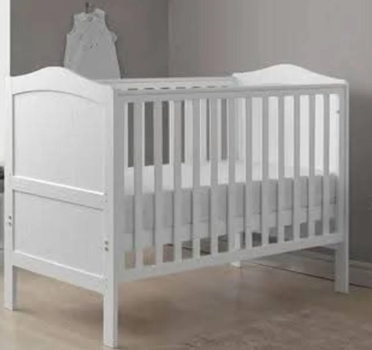 Baby cot - Image 2