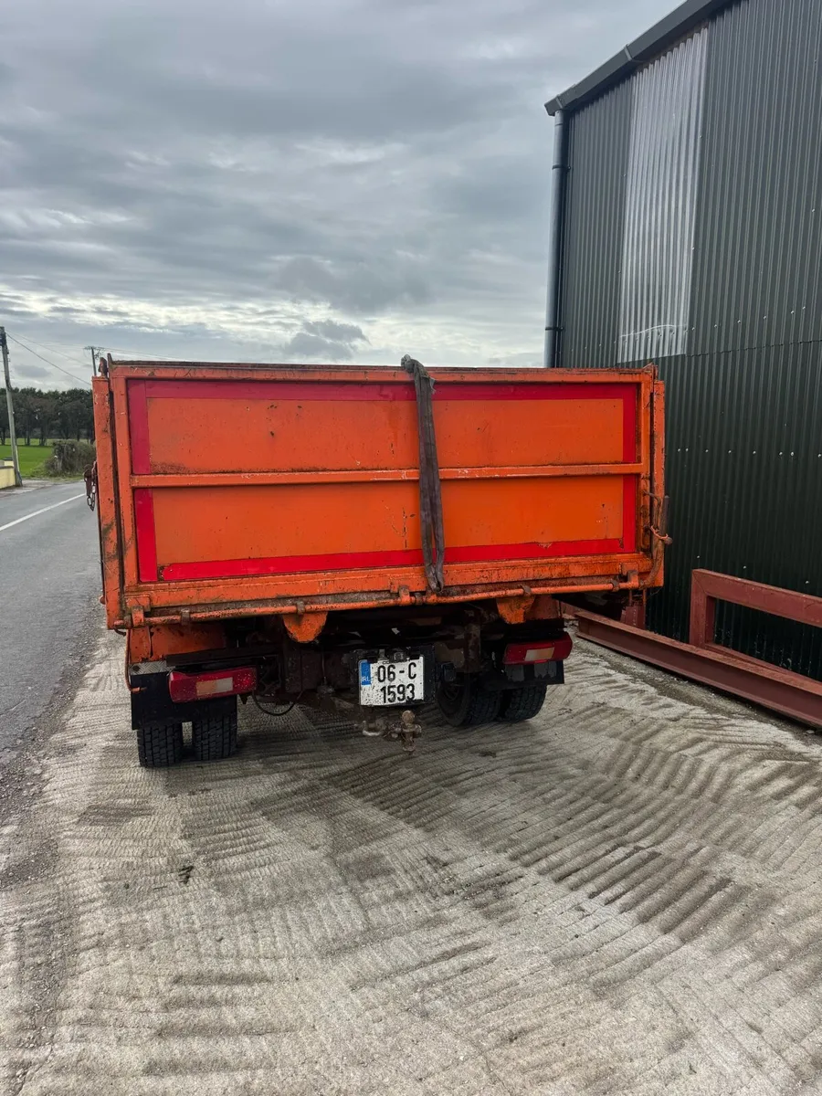 Isuzu NQR Tipper - Image 4