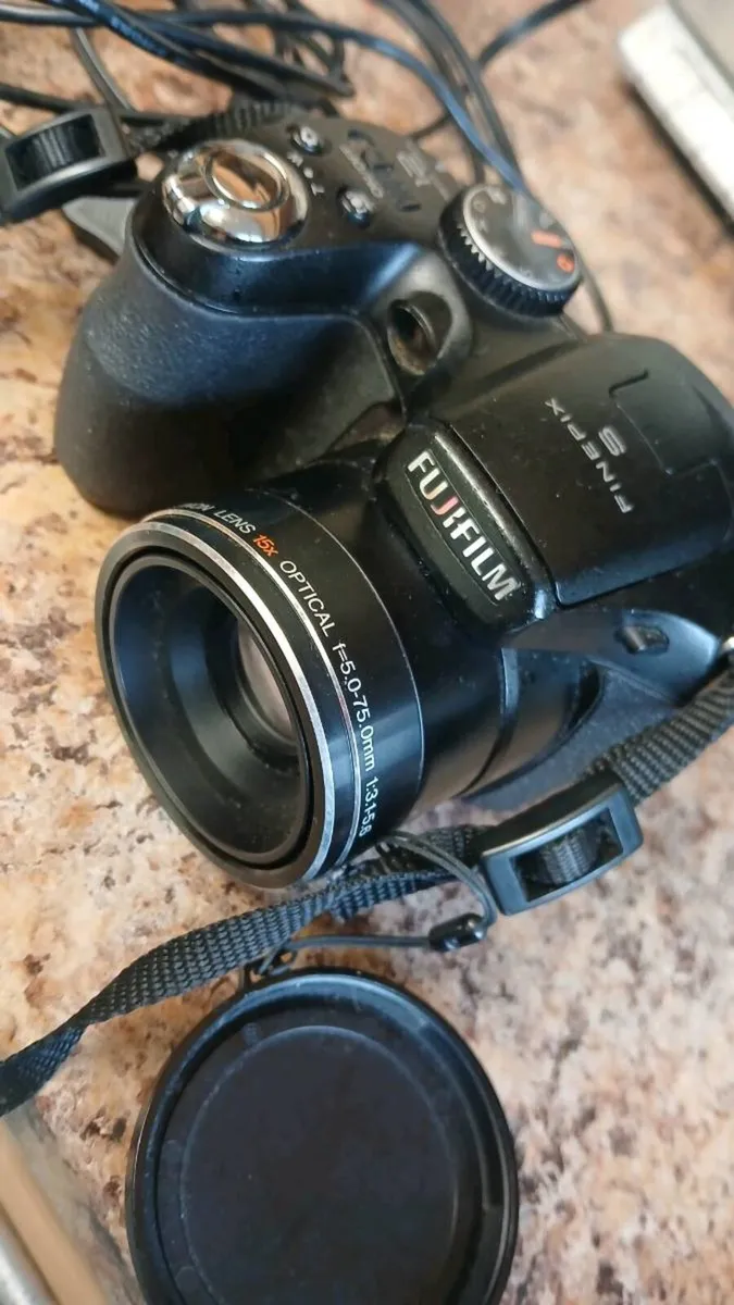 Camera Fujifilm - Image 2