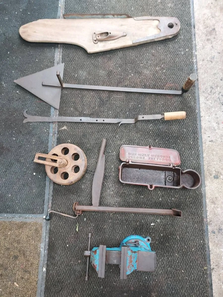 Vintage tool items