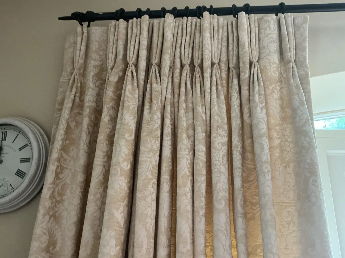 Curtains - Image 1