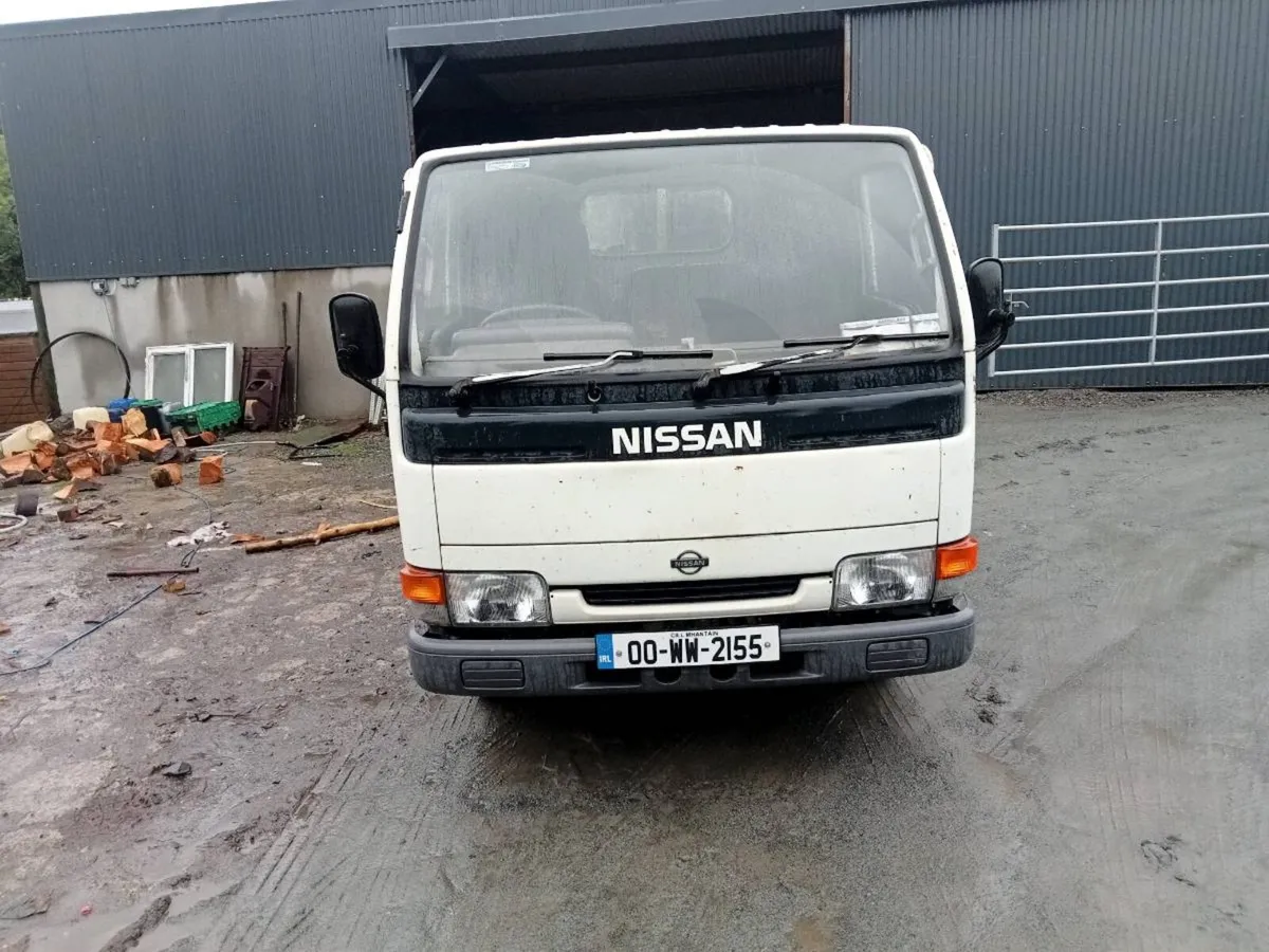 Nissan Cabstar Pickup - Image 3
