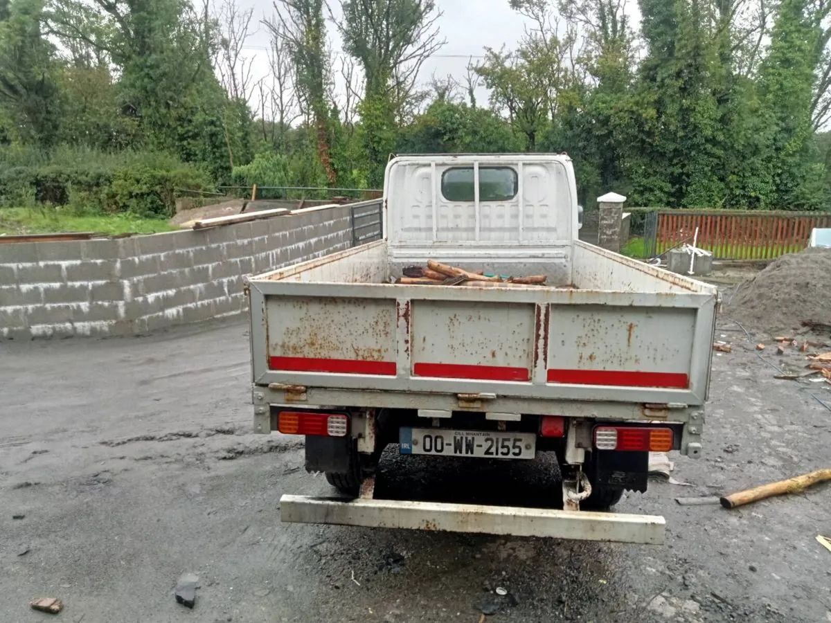 Nissan Cabstar Pickup - Image 4