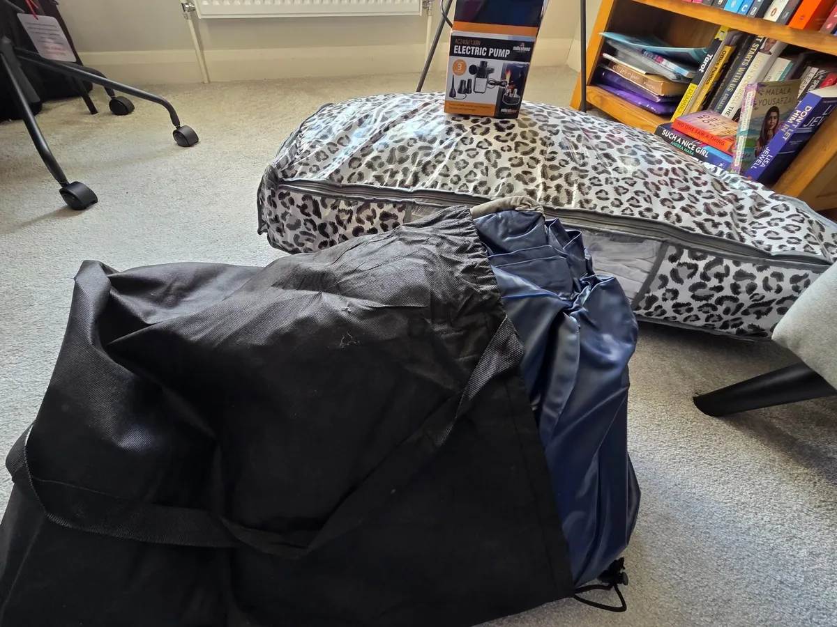 Inflatable DoubleMattress, pump, duvet & cover