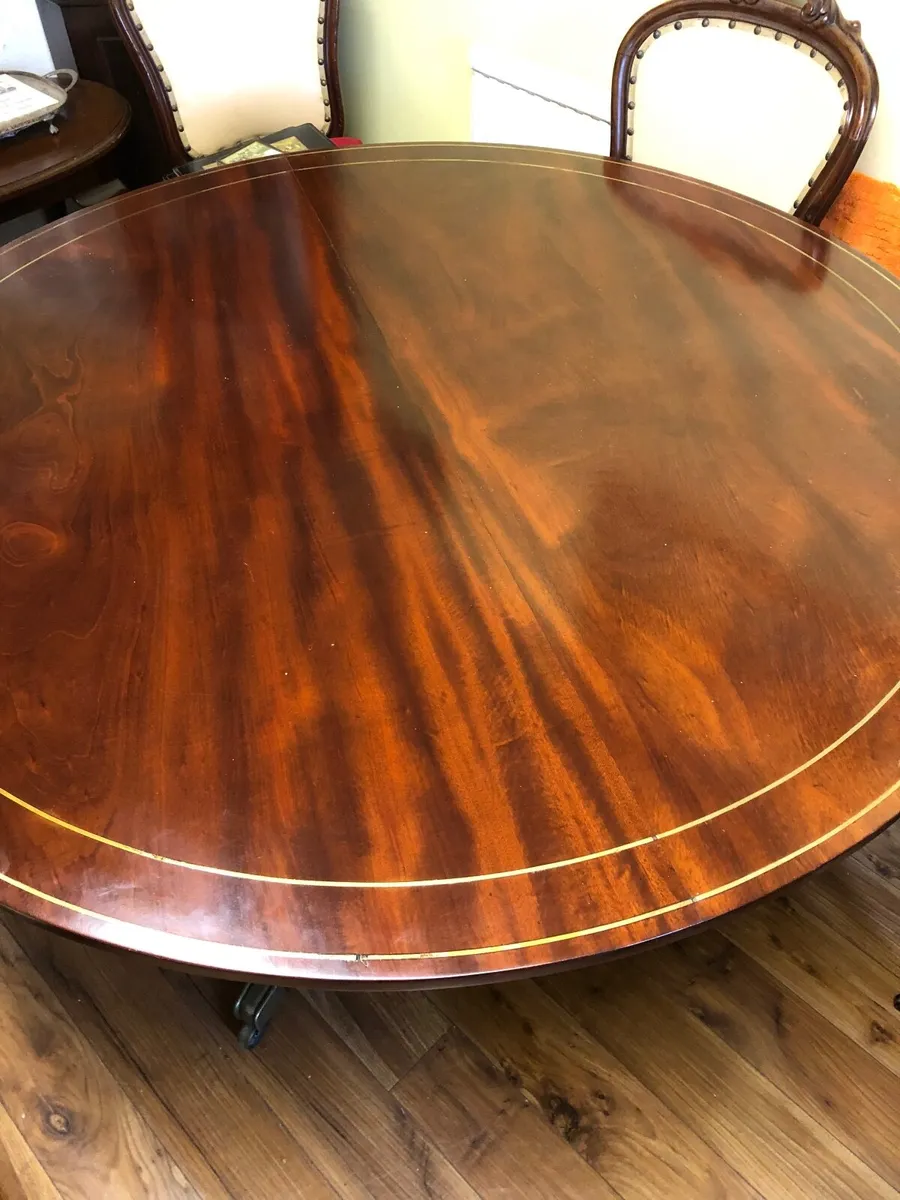 Antique dining table - Image 1