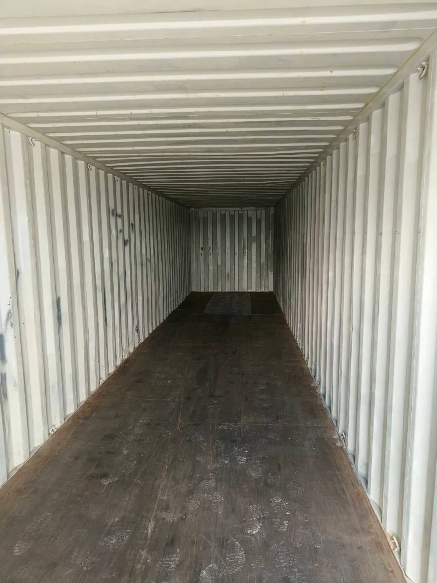 Storage space - Image 2