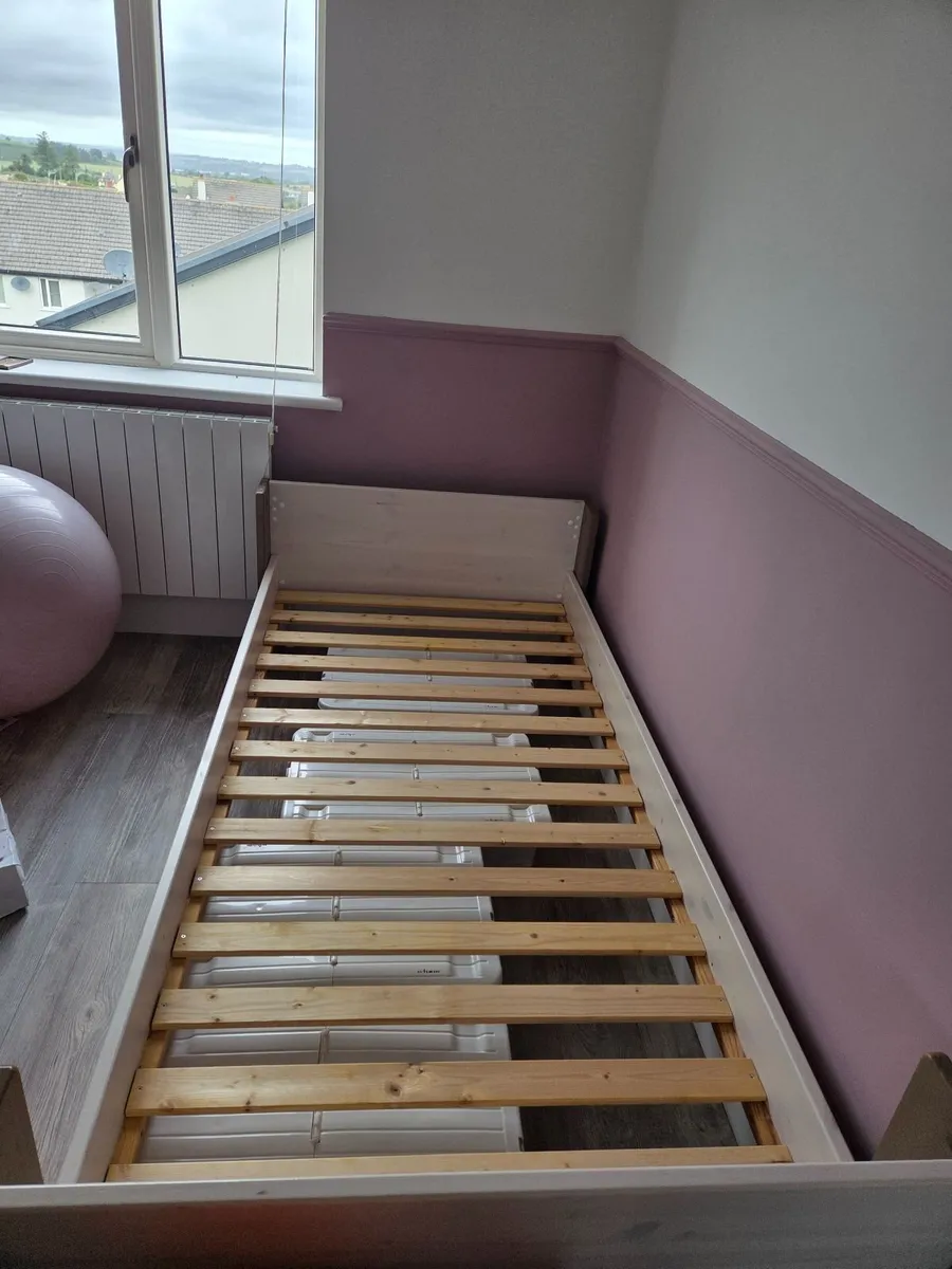Single bed frame - Image 2