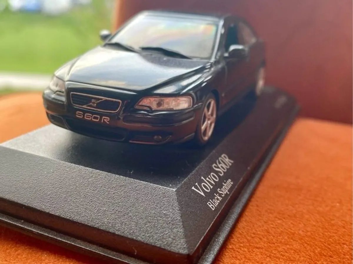 Car Model Volvo S60R - Image 3