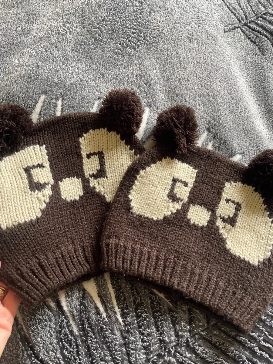 2 hats - Image 2
