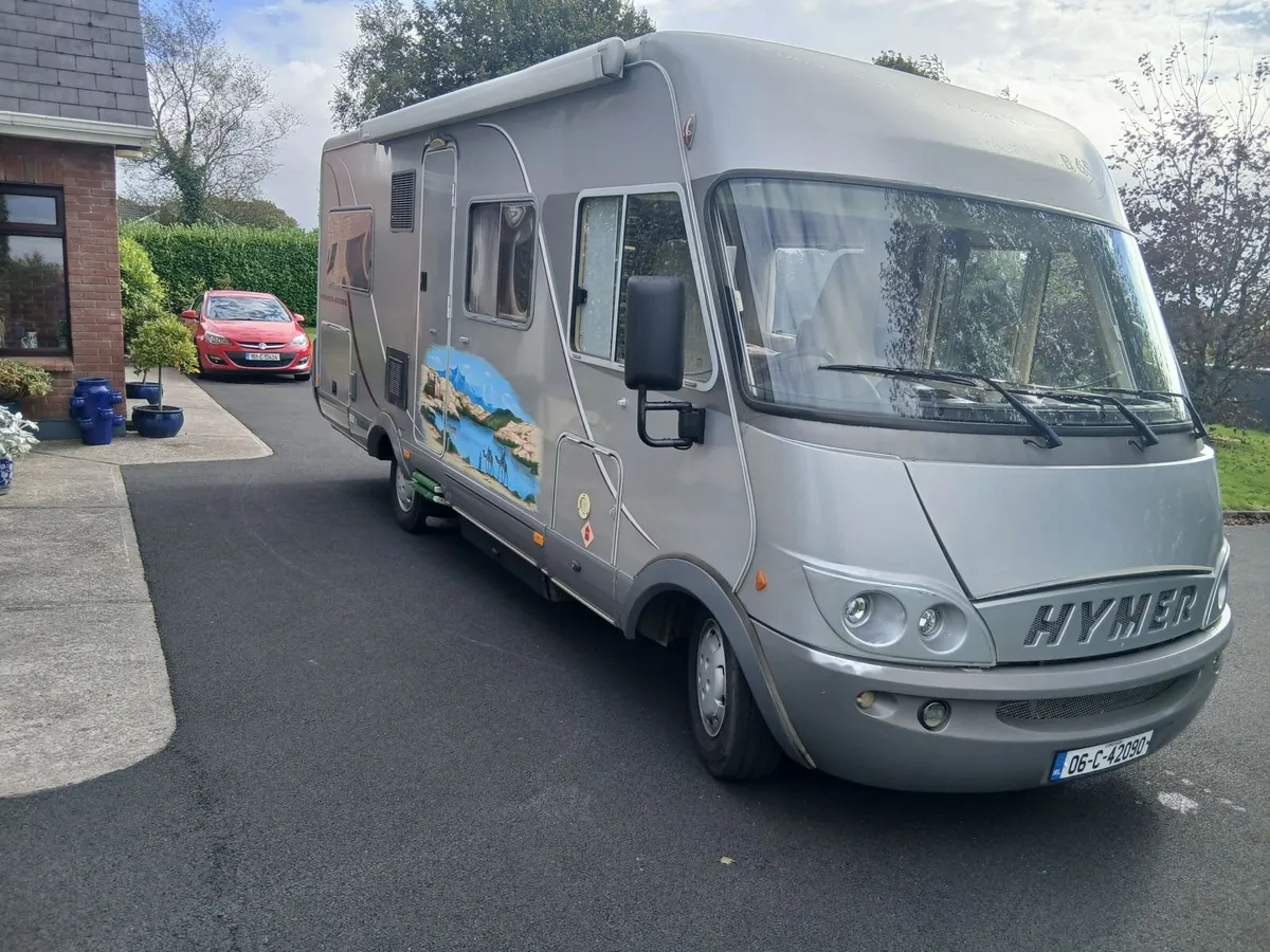 2006 Hymer   Legend 25 Motorhome - Image 1