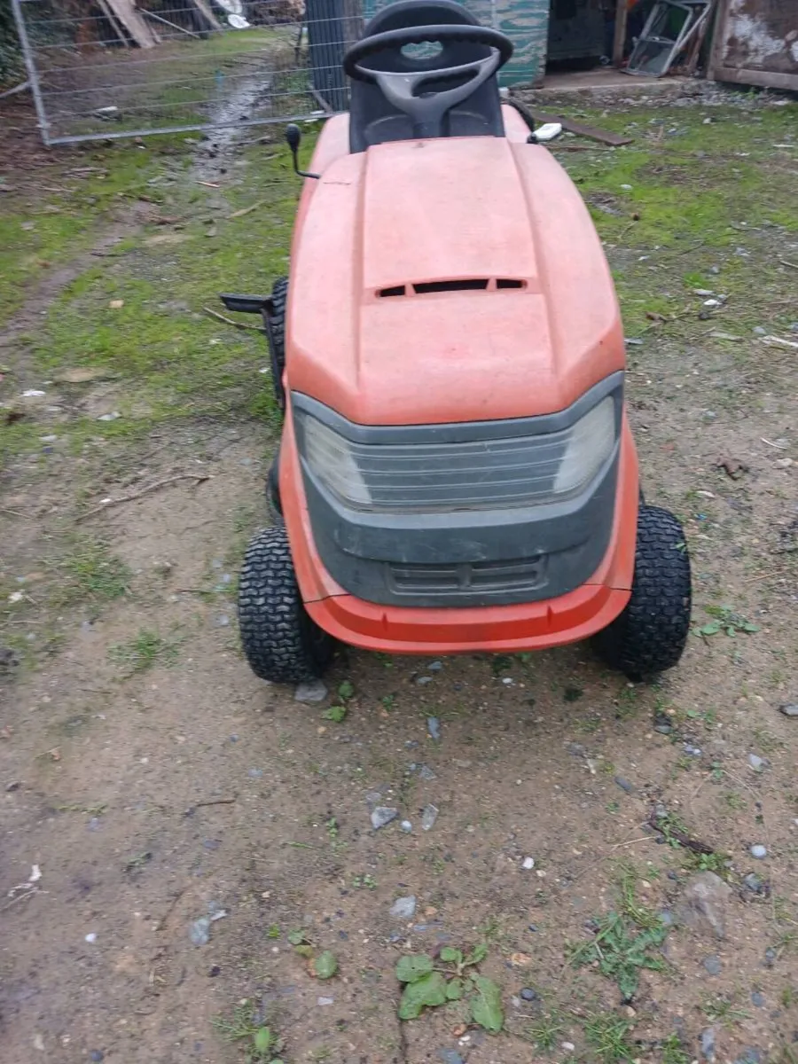 Lawn mower - Image 2
