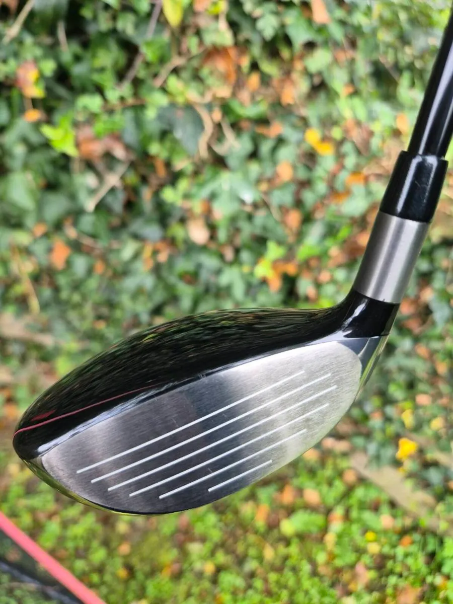 IMMACULATE CALLAWAY APEX UW 19° REGULAR FLEX - Image 2