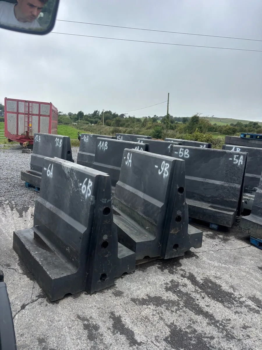 Dividing barriers - Image 2