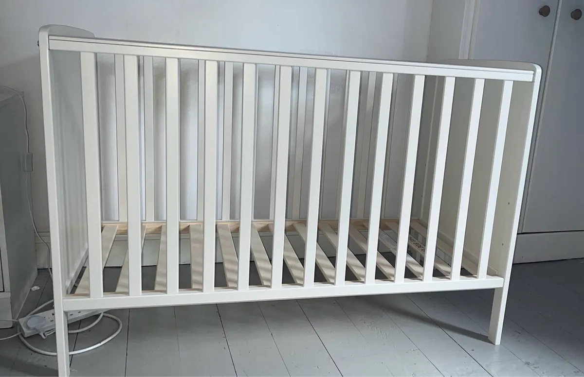 Baby Elegance Elle Haddington Cot Stone