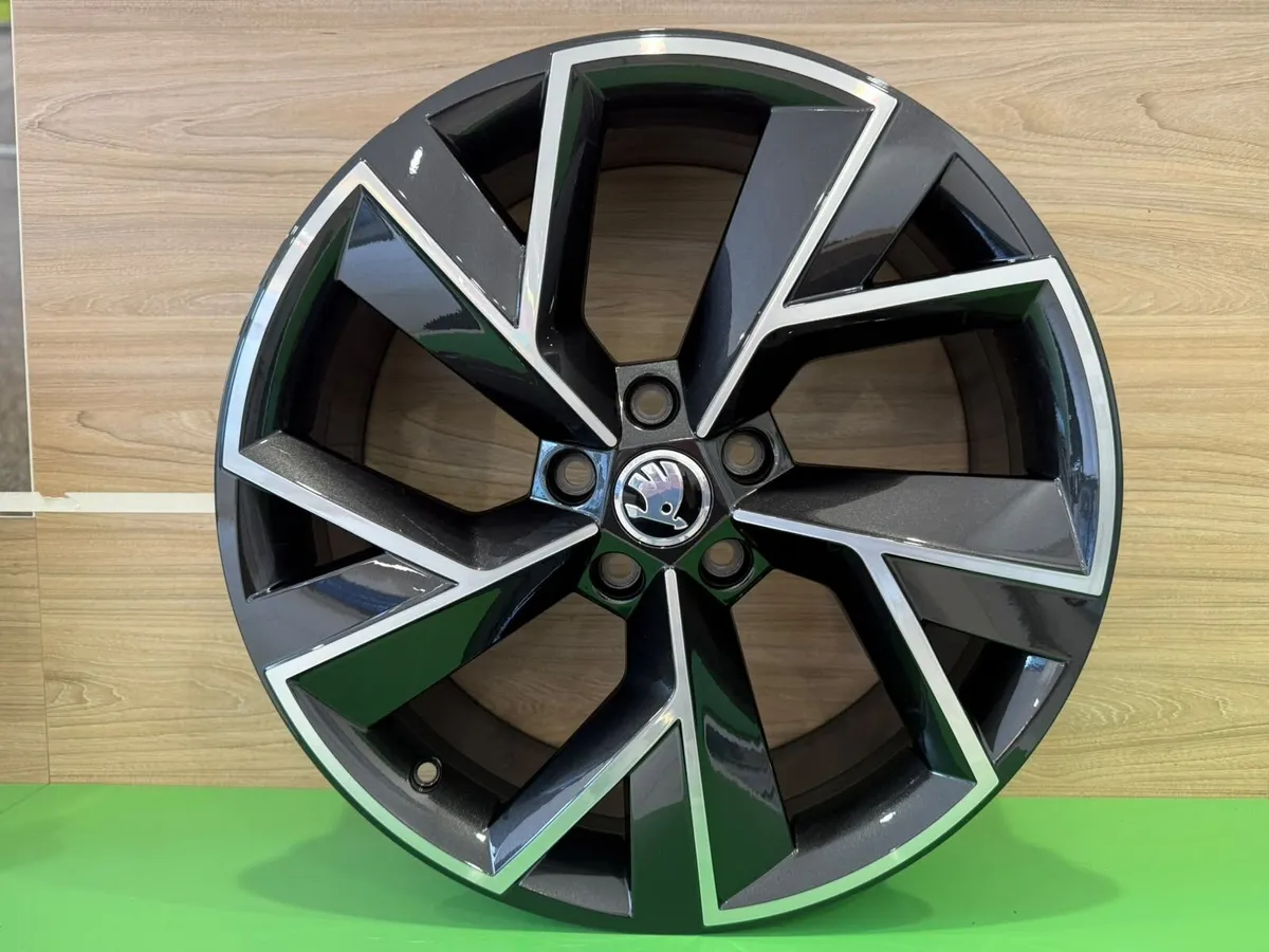 Skoda Genuine Accessories - Image 1