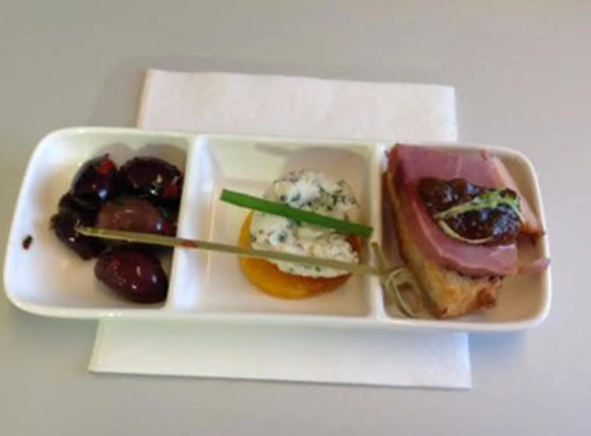 Aer-Lingus Canapes tray - Image 1