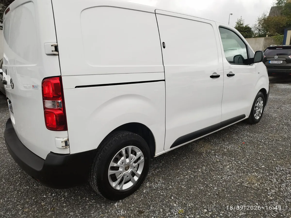 2021 Vauxhall Vivaro 2.0 cdti 120 bhp dynamic  L1 - Image 4