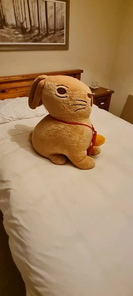 Giant Lindt Plush Bunny - Image 4