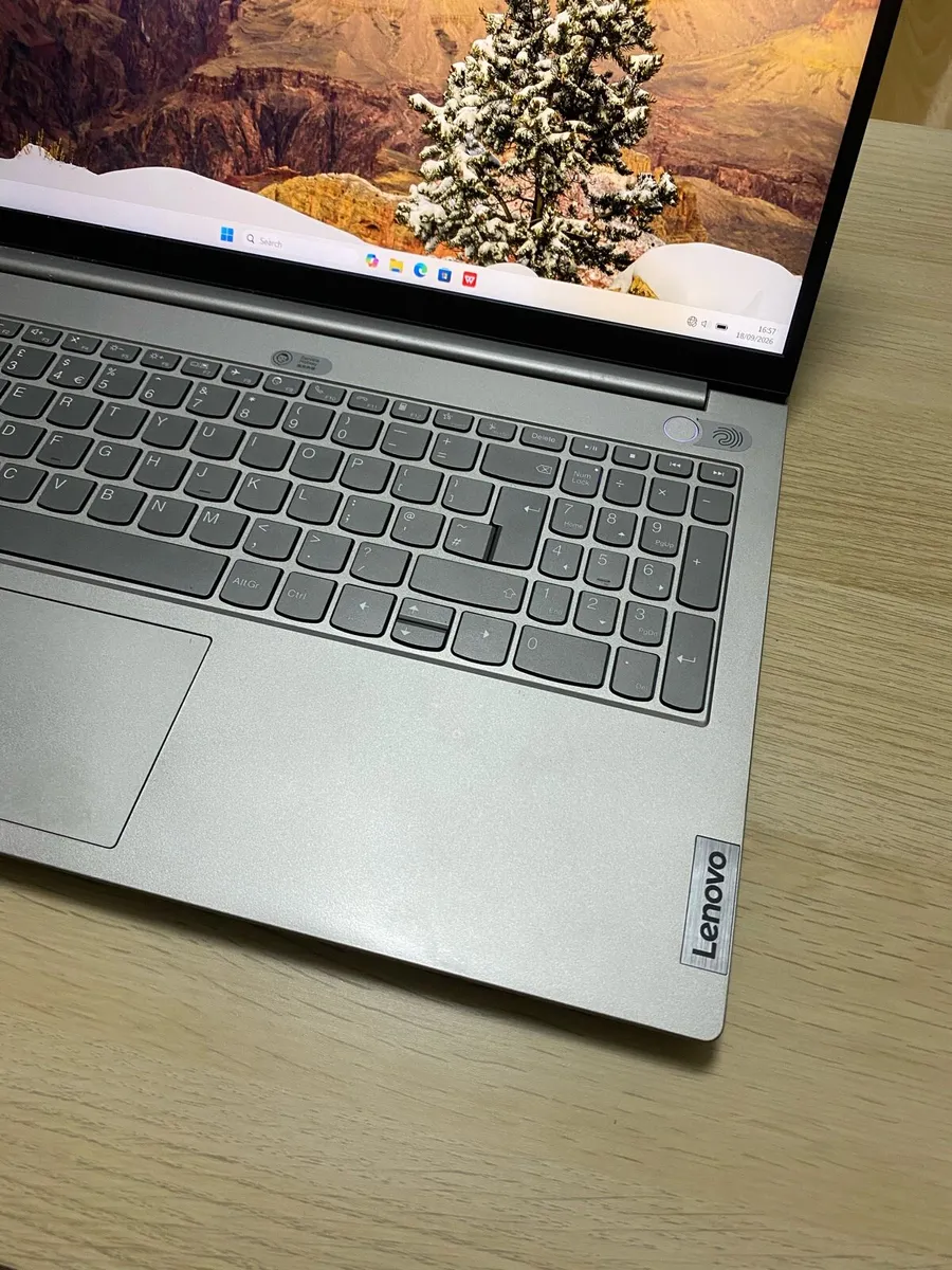 Lenovo i5 pro 16/256 windows 11 - Image 2