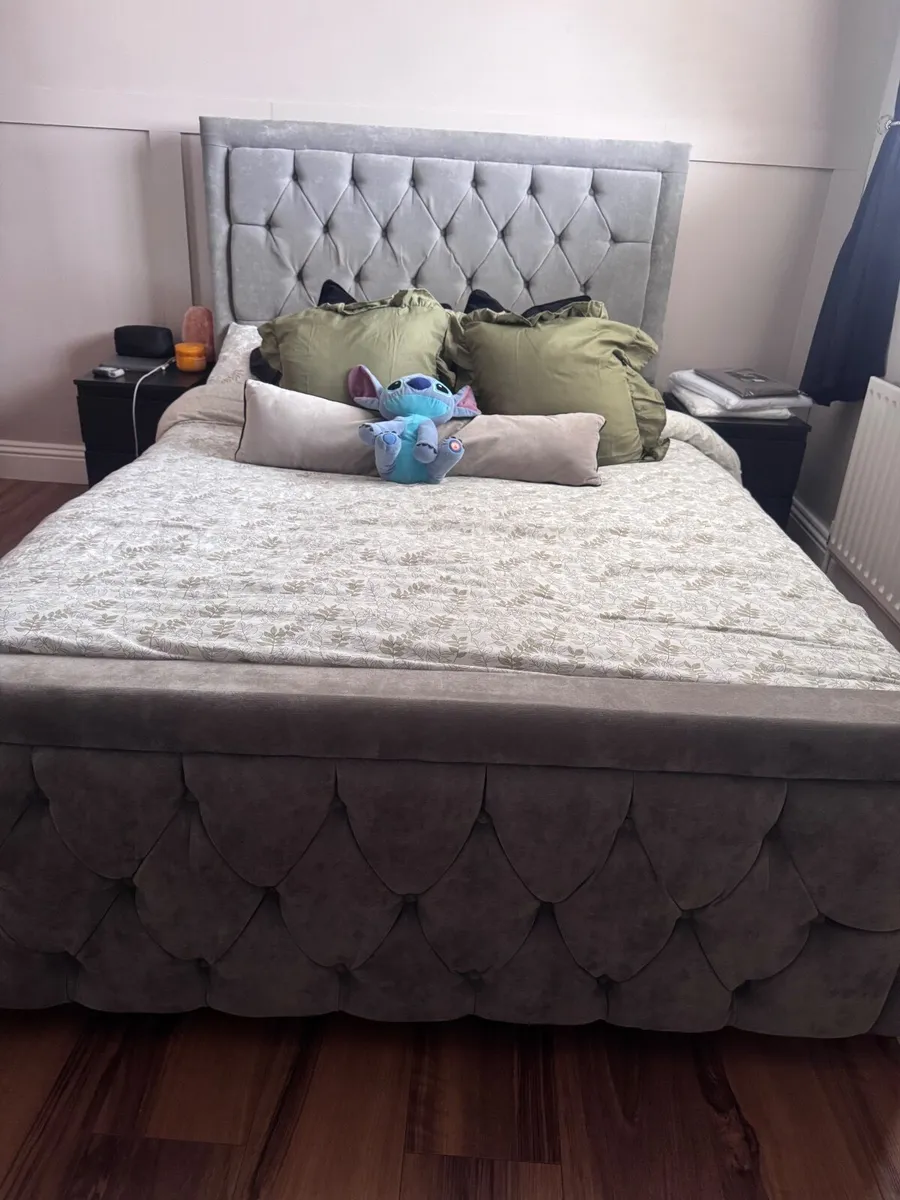 Grey Double Bed Frame 4ft6 with headboard detailin - Image 4