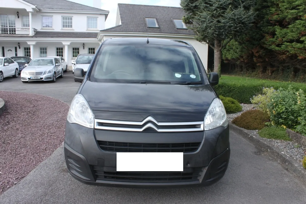 Citroen Berlingo LX  3 Seater Van, 2017 - Image 1