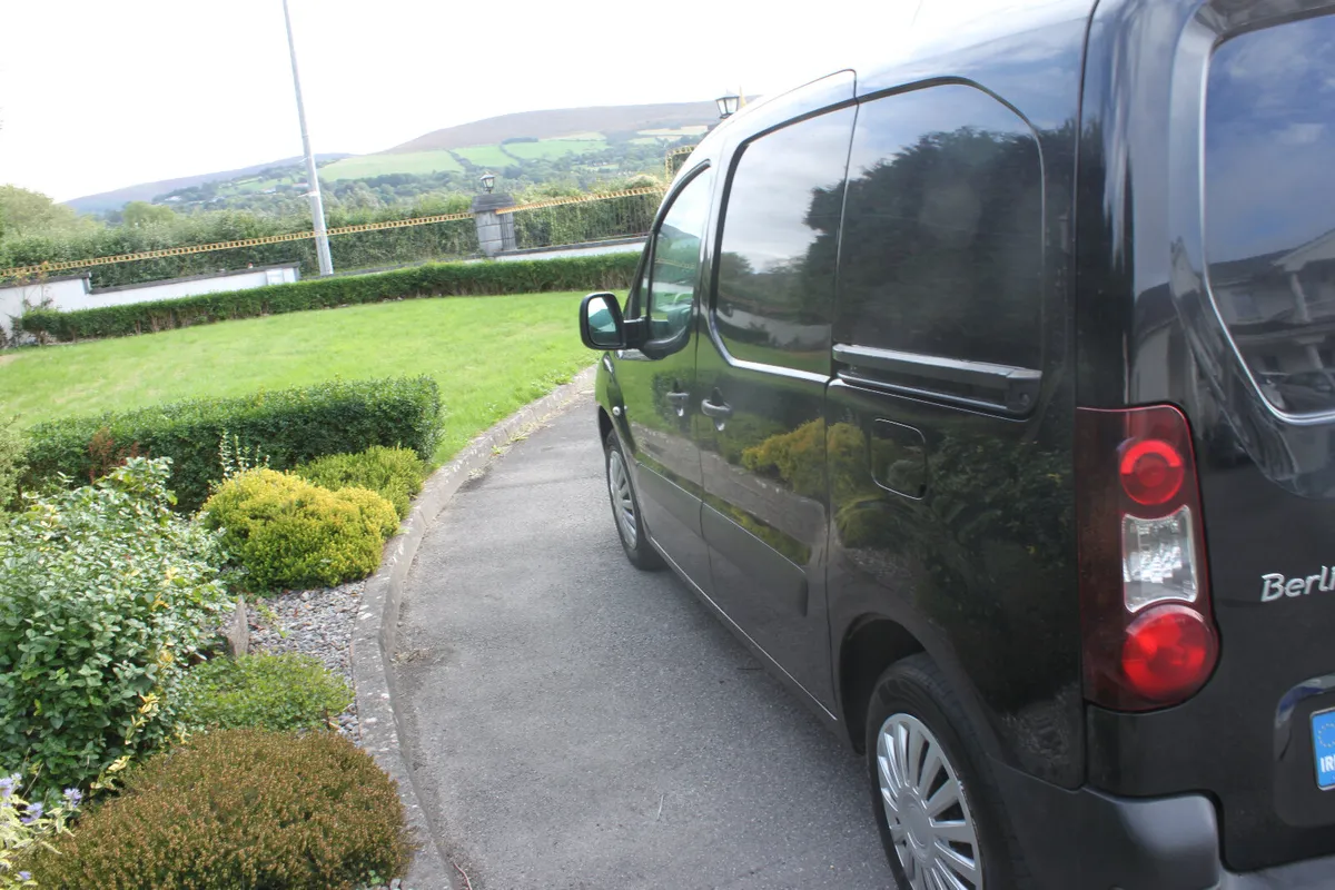 Citroen Berlingo LX  3 Seater Van, 2017 - Image 4