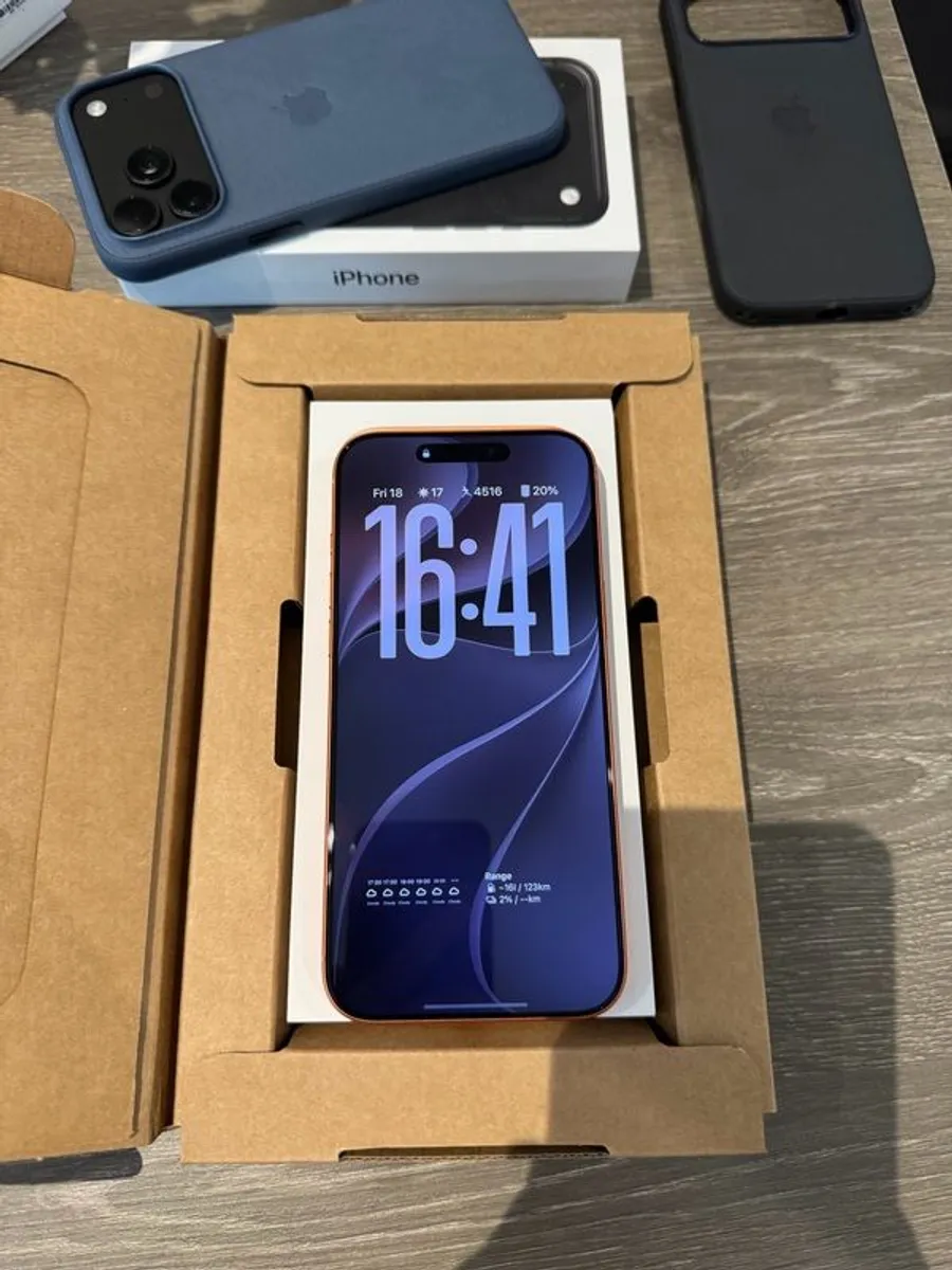 iPhone 17 Pro Max - Image 2