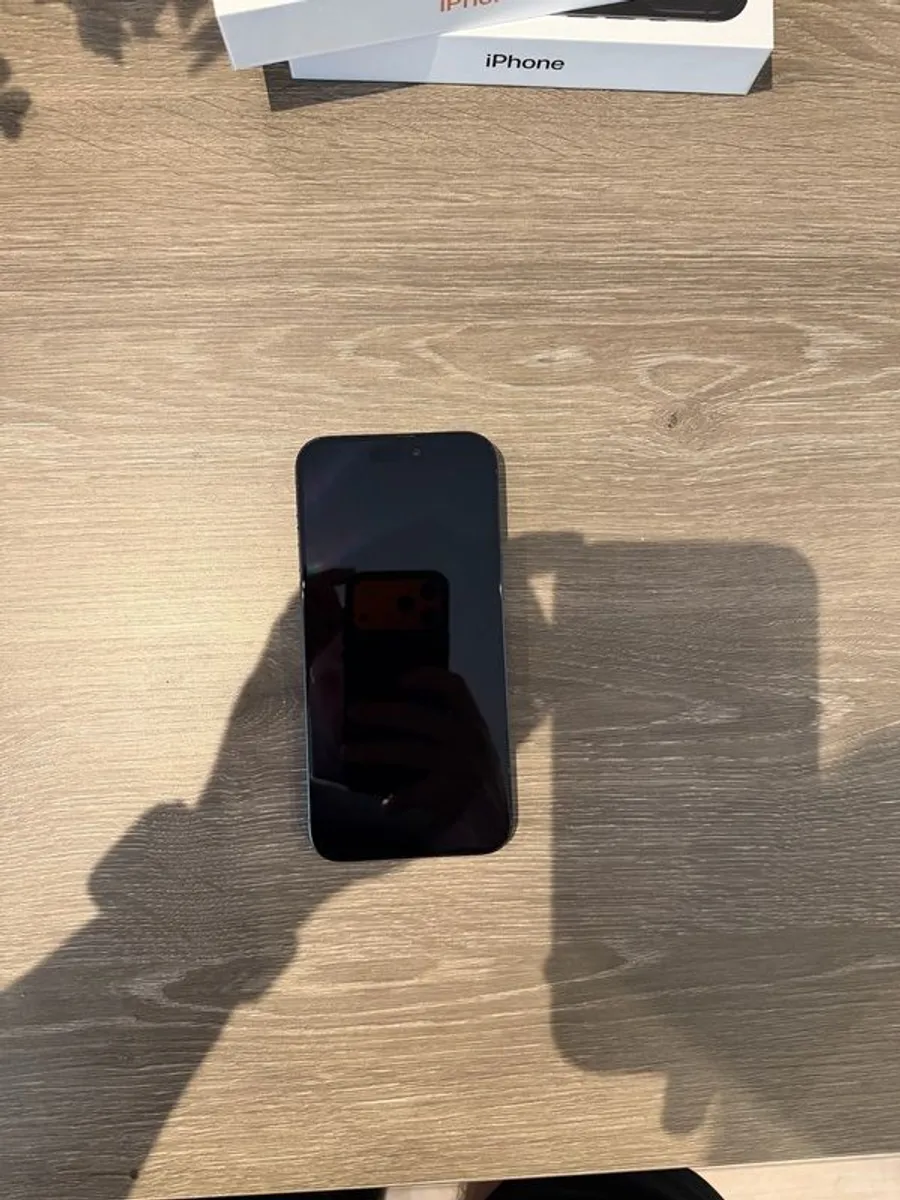 iPhone 15 Pro Max - Image 2