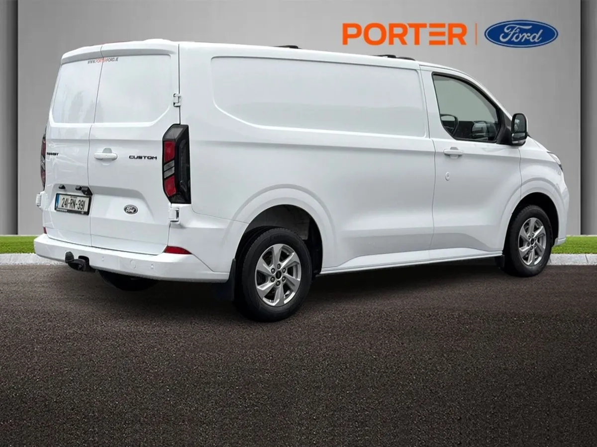 Ford Transit Custom TRANSIT CUSTOM 300 SWB 2.0 L E - Image 3