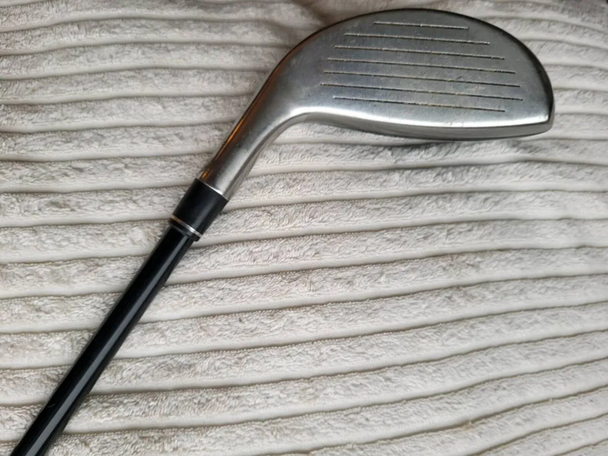 Golf equipment - Image 3