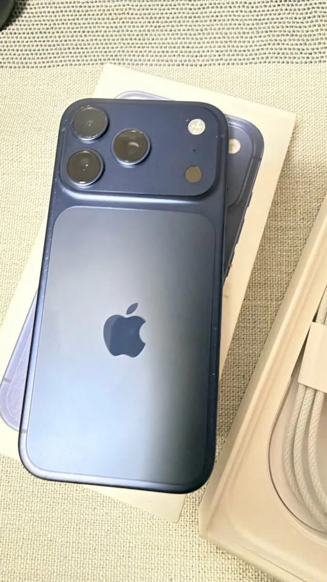 IPhone 17 pro - Image 2