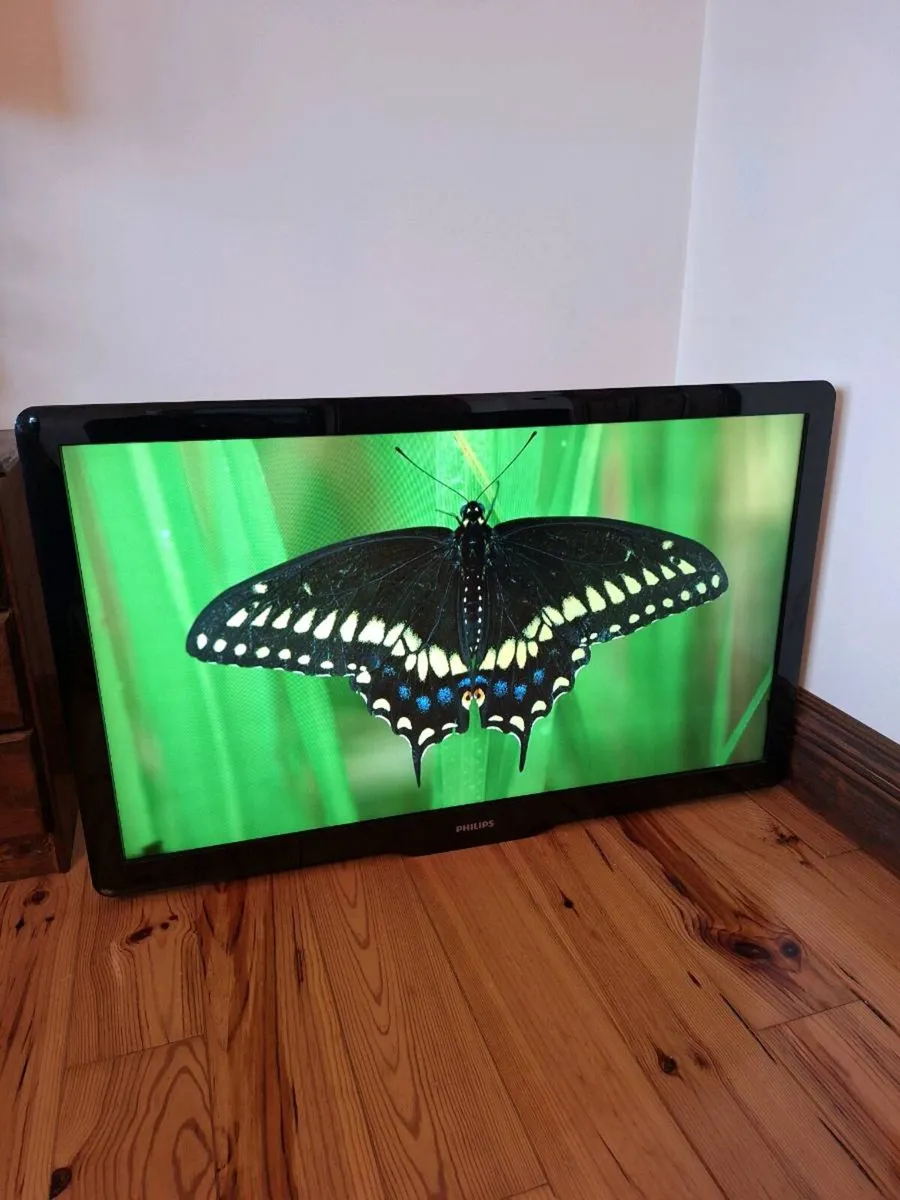 Philips Television - Image 1