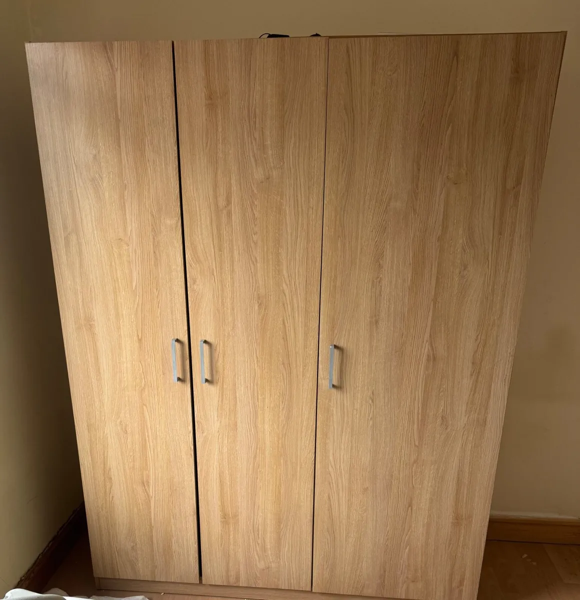 wardrobes - Image 1