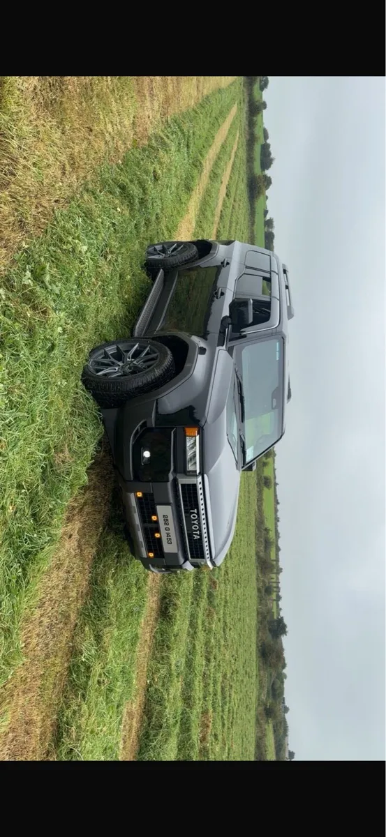 Toyota Landcruiser - Image 2