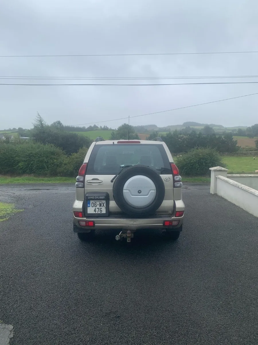 Toyota Land Cruiser - Image 4