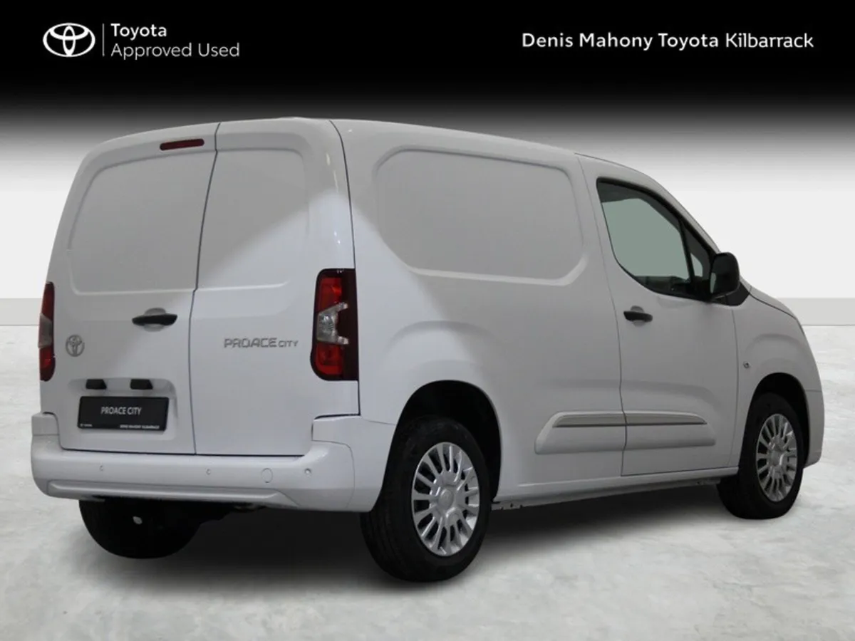 Toyota Proace City 130HP SWB A/T INC VAT - Image 2