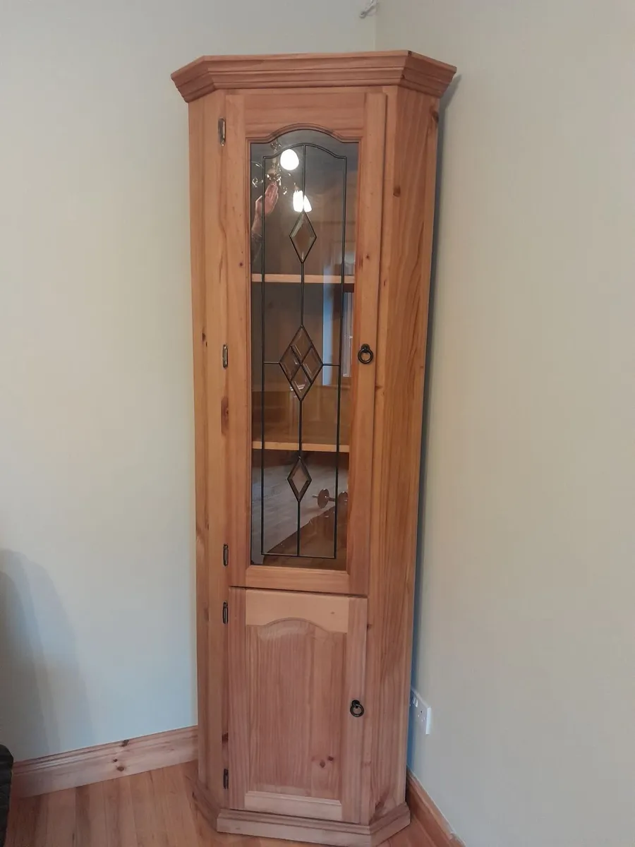 Corner Cabinet - Image 1