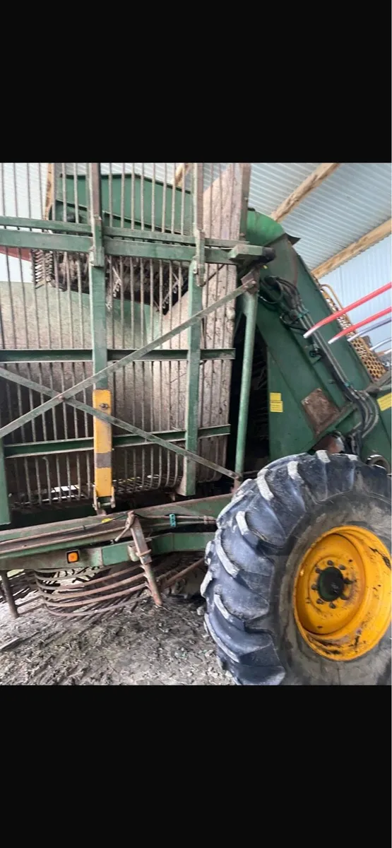 Beet harvester - Image 2