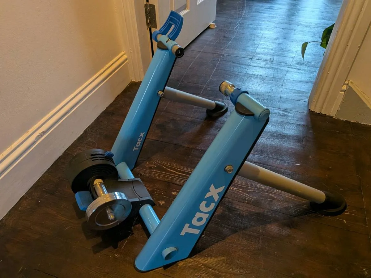 Tacx Turbo Trainer and Wheel - Image 2