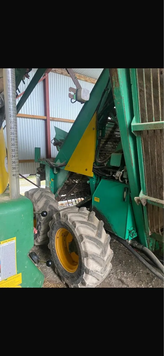 Beet harvester - Image 4