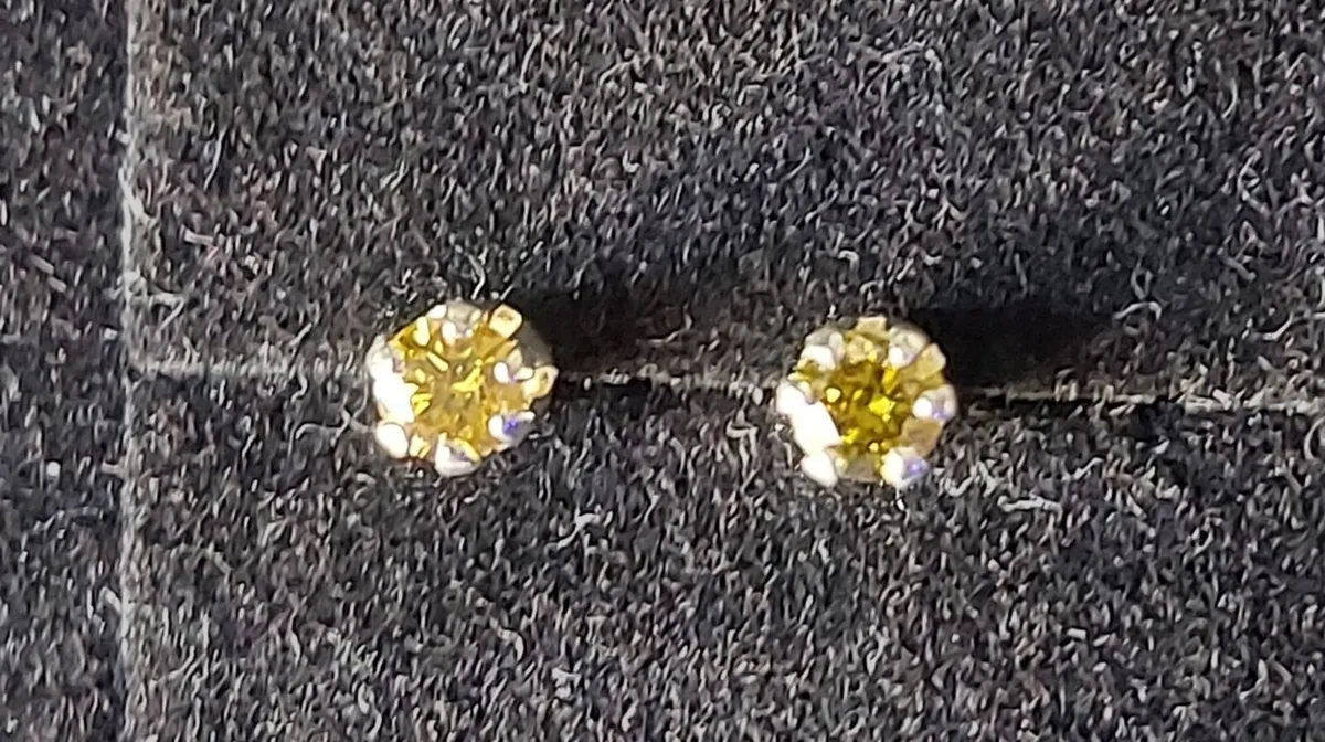 Natural Yellow Diamond 0.12ct GWLAB Certified S925 - Image 4
