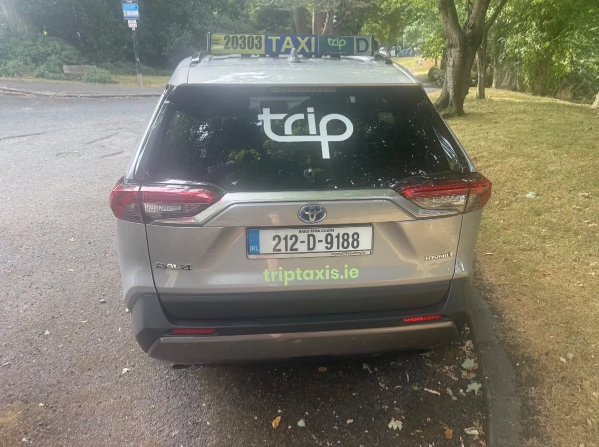 Taxi for sale - Image 2